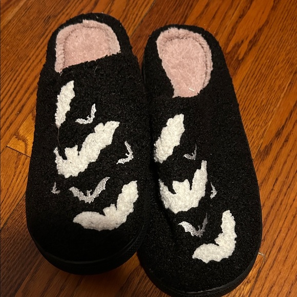 Shoes - Gothic Bat Cozy Black and White Slippers With Pink Fluffy Interior
